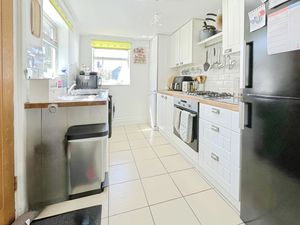 SILCOTT STREET- click for photo gallery